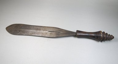 Ngbandi. <em>Sword</em>, 19th century. Iron, wood, copper alloy, 2 3/4 x 20 1/2 in. (7 x 52 cm). Brooklyn Museum, Museum Expedition 1922, Robert B. Woodward Memorial Fund, 22.1096. Creative Commons-BY (Photo: Brooklyn Museum, CUR.22.1096_side_PS5.jpg)