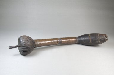  <em>Pipe</em>. Wood Brooklyn Museum, Museum Expedition 1922, Robert B. Woodward Memorial Fund, 22.1215. Creative Commons-BY (Photo: Brooklyn Museum, CUR.22.1215_side_PS5.jpg)