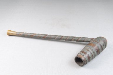  <em>Pipe, Bowl and Stem</em>. Wood, metal Brooklyn Museum, Museum Expedition 1922, Robert B. Woodward Memorial Fund, 22.1218. Creative Commons-BY (Photo: Brooklyn Museum, CUR.22.1218_side_PS5.jpg)