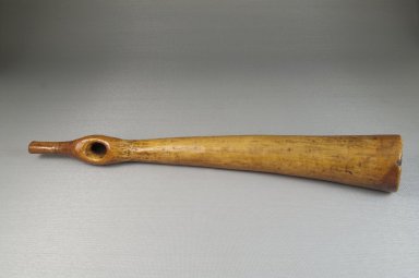 Zande. <em>Horn</em>, late 19th or early 20th century. Ivory, 2 1/4 x 13 in. (5.7 x 33 cm). Brooklyn Museum, Museum Expedition 1922, Robert B. Woodward Memorial Fund, 22.1246. Creative Commons-BY (Photo: Brooklyn Museum, CUR.22.1246_front_PS5.jpg)