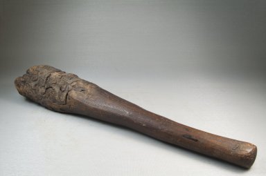  <em>Club or Knobkerrie</em>, late 19th century. Wood Brooklyn Museum, Museum Expedition 1922, Robert B. Woodward Memorial Fund, 22.1280. Creative Commons-BY (Photo: Brooklyn Museum, CUR.22.1280_threequarter_PS5.jpg)
