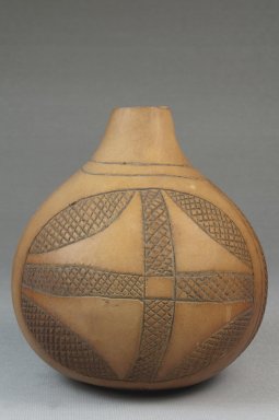  <em>Engraved Calabash</em>, late 19th or early 20th century. Calabash, 4 3/4 x 3 15/16 in. (12 x 10 cm). Brooklyn Museum, Museum Expedition 1922, Robert B. Woodward Memorial Fund, 22.1354. Creative Commons-BY (Photo: Brooklyn Museum, CUR.22.1354_front_PS5.jpg)