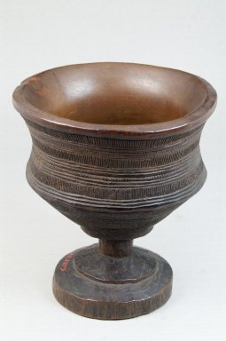 Kuba. <em>Cup</em>, early 20th century. Wood, height: 5 1/8 in. (13 cm); diameter: 4 3/4 in. (12.1 cm). Brooklyn Museum, Museum Expedition 1922, Robert B. Woodward Memorial Fund, 22.1399. Creative Commons-BY (Photo: Brooklyn Museum, CUR.22.1399_front_PS5.jpg)