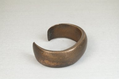  <em>Bracelet</em>, before 1922. Brass, 7/8 x 2 15/16 in. (2.3 x 7.5 cm). Brooklyn Museum, Museum Expedition 1922, Robert B. Woodward Memorial Fund, 22.1537. Creative Commons-BY (Photo: Brooklyn Museum, CUR.22.1537_front_PS5.jpg)
