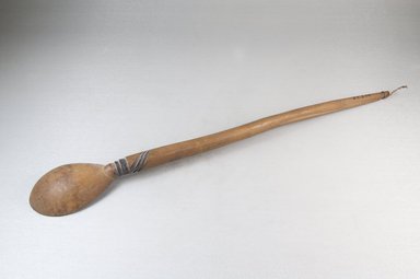  <em>Spoon</em>, late 19th to early 20th century. Wood, 2 3/16 x 15 1/2 in. (5.6 x 39.4 cm). Brooklyn Museum, Gift of Thomas A. Eddy, 22.250. Creative Commons-BY (Photo: Brooklyn Museum, CUR.22.250_threequarter_PS5.jpg)