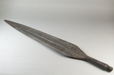  <em>Spear Head (Handle Missing)</em>, before 1922. Metal, 3 3/4 x 26 3/4 in. (9.5 x 68 cm). Brooklyn Museum, Museum Expedition 1922, Robert B. Woodward Memorial Fund, 22.325. Creative Commons-BY (Photo: Brooklyn Museum, CUR.22.325_threequarter_PS5.jpg)