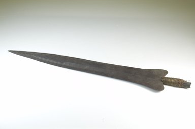  <em>Spear Head</em>, before 1922. Metal, 4 5/16 x 23 7/8 in. (11 x 60.6 cm). Brooklyn Museum, Museum Expedition 1922, Robert B. Woodward Memorial Fund, 22.342. Creative Commons-BY (Photo: Brooklyn Museum, CUR.22.342_front_PS5.jpg)