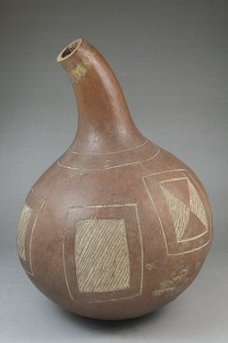  <em>Calabash</em>, before 1922. Calabash, height: 9 3/16 in. (23.3 cm); diameter: 7 1/16 in. (17.9 cm). Brooklyn Museum, Museum Expedition 1922, Robert B. Woodward Memorial Fund, 22.511. Creative Commons-BY (Photo: Brooklyn Museum, CUR.22.511_front_PS5.jpg)