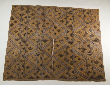 Kuba. <em>Raffia Cut-Pile Cloth</em>, 19th century. Raffia, 27 9/16 x 22 13/16 in. (70 x 58 cm). Brooklyn Museum, Museum Expedition 1922, Robert B. Woodward Memorial Fund, 22.553. Creative Commons-BY (Photo: Brooklyn Museum, CUR.22.553_top_PS5.jpg)