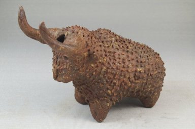 Xhosa. <em>Snuff Container (Iquaka)</em>, late 19th century. Hide scrapings, blood, clay, 3 3/4 x 5 1/2 x 3 1/4 in. (9.5 x 14 x 8.3 cm). Brooklyn Museum, Gift of Thomas A. Eddy, 22.666. Creative Commons-BY (Photo: Brooklyn Museum, CUR.22.666_side_PS5.jpg)
