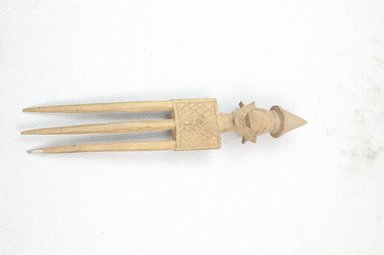 Yaka. <em>Comb with Carved Head</em>, 19th century. Wood, 5 3/4 x 1 x 1 1/8 in. (14.8 x 2.5 x 3.0 cm). Brooklyn Museum, Museum Expedition 1922, Robert B. Woodward Memorial Fund, 22.683. Creative Commons-BY (Photo: Brooklyn Museum, CUR.22.683_front_PS5.jpg)