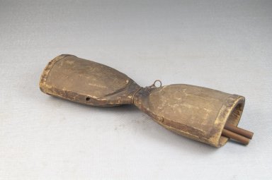  <em>Bell</em>, late 19th or early 20th century. Wood, 5 3/4 x 9 7/8 in. (14.6 x 25.1 cm). Brooklyn Museum, Museum Expedition 1922, Robert B. Woodward Memorial Fund, 22.902. Creative Commons-BY (Photo: Brooklyn Museum, CUR.22.902_threequarter_PS5.jpg)