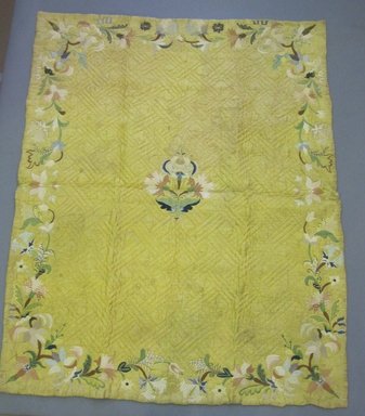  <em>Baby Quilt</em>, early 19th century. Silk, linen, 36 1/4 x 45 1/4 in. (92.1 x 114.9 cm). Brooklyn Museum, 24.420.52 (Photo: Brooklyn Museum, CUR.24.420.52.jpg)