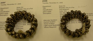  <em>Bracelet, One of a Pair</em>, 19th century. silver link (buds), 7.5 x 2.7 cm. Brooklyn Museum, 25596. Creative Commons-BY (Photo: , CUR.25596_25597.jpg)
