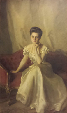 William Thorne (American, 1863–1956). <em>Mrs. Floyd Wesley Finch</em>, ca. 1904. Oil on canvas, 71 7/8 × 42 3/4 in. (182.5 × 108.6 cm). Brooklyn Museum, Gift of the artist, 26.522 (Photo: Brooklyn Museum, CUR.26.522.jpg)