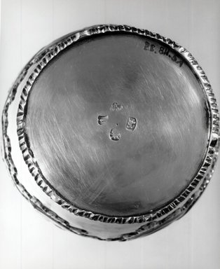 Humphrey Payne (English). <em>Tea Caddy</em>, 1746/7. Silver, 2 5/8 in. (6.7 cm). Brooklyn Museum, Gift of Reverend Alfred Duane Pell, 26.811.5a-b. Creative Commons-BY (Photo: Brooklyn Museum, CUR.26.811.5a-b_mark_bw.jpg)