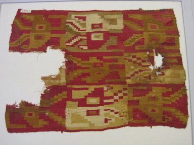 Nazca-Wari. <em>Textile Fragment, undetermined</em>, 200-1000 C.E. Cotton, camelid fiber, 17 × 23 9/16 in. (43.2 × 59.8 cm). Brooklyn Museum, Gift of George D. Pratt, 28847. Creative Commons-BY (Photo: , CUR.28847.jpg)