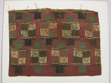 Inca/Moquegua. <em>Textile Fragment, undetermined or Mantle, Fragment</em>, 1000-1532. Camelid fiber, 12 5/8 x 16 15/16 in. (32 x 43 cm). Brooklyn Museum, Museum Collection Fund, 29.1312.3. Creative Commons-BY (Photo: , CUR.29.1312.3.jpg)