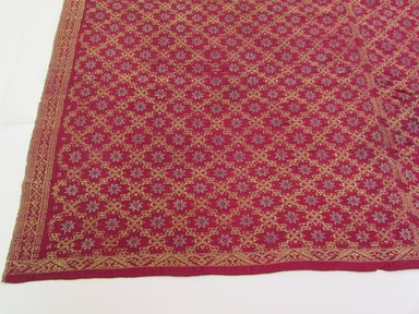  <em>Textile (Songket)</em>. Silk, metal thread, 56 3/4 x 45 5/8 in. (144.1 x 115.5 cm). Brooklyn Museum, Brooklyn Museum Collection, 29.1405. Creative Commons-BY (Photo: , CUR.29.1405_detail01.jpg)