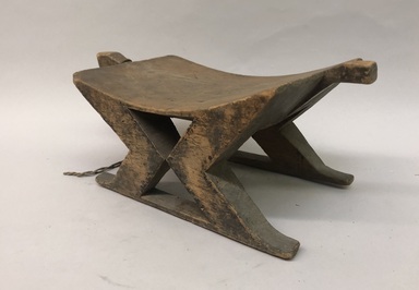  <em>Stool</em>, early 20th century. Wood, pigment, 6 1/16 × 14 9/16 × 7 1/8 in. (15.4 × 37 × 18.1 cm). Brooklyn Museum, Museum Expedition 1930, Robert B. Woodward Memorial Fund and the Museum Collection Fund, 30.1366. Creative Commons-BY (Photo: Brooklyn Museum, CUR.30.1366_view01.jpg)