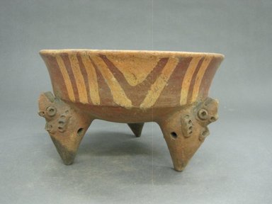  <em>Tripod Bowl</em>, 800–1500. Ceramic, pigment, 4 1/2 x 7 11/16 x 7 11/16 in. (11.4 x 19.5 x 19.5 cm). Brooklyn Museum, Gift of Mrs. Minor C. Keith in memory of her husband, 31507. Creative Commons-BY (Photo: Brooklyn Museum, CUR.31507_view1.jpg)