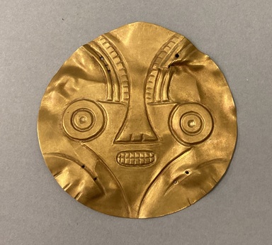  <em>Disk</em>. Gold, 3 3/4 x 3 3/4 in. (9.5 x 9.5 cm). Brooklyn Museum, Museum Expedition 1931, Museum Collection Fund, 33.448.10. Creative Commons-BY (Photo: Brooklyn Museum, CUR.33.448.10_overall.jpg)