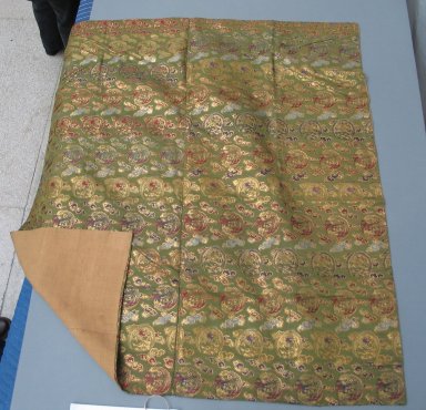  <em>Large Rectangular Hanging</em>, early 20th century. Green plain satin weave silk, 50 13/16 x 55 1/8 in. (129 x 140 cm). Brooklyn Museum, Gift of Theodora Wilbour, 33.534. Creative Commons-BY (Photo: Brooklyn Museum, CUR.33.534.jpg)