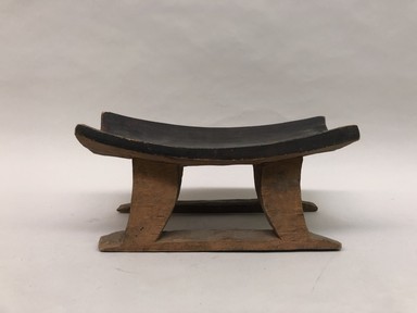 Tukano. <em>Stool</em>, early 20th century. Wood, pigment, 7 1/4 × 15 3/4 × 8 1/2 in. (18.4 × 40 × 21.6 cm). Brooklyn Museum, Museum Expedition 1933, Purchased with funds given by Jesse Metcalf, 33.606. Creative Commons-BY (Photo: Brooklyn Museum, CUR.33.606_view01.jpg)