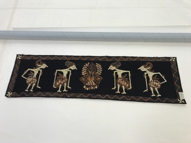  <em>Textile</em>. Batik, 42 1/2 x 11 1/2 in. (108 x 29.2 cm). Brooklyn Museum, Gift of Nina L. Franklin, 33.9.34. Creative Commons-BY (Photo: , CUR.33.9.34_view02.jpg)
