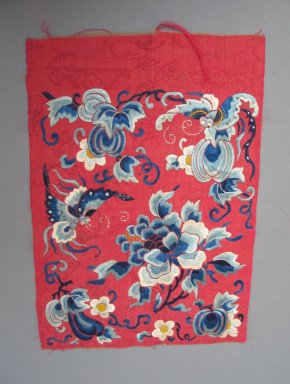  <em>Rectangle of Material</em>, 19th century. Embroidered fancy cloth weave silk, 8 1/4 x 10 1/4 in. (21 x 26 cm). Brooklyn Museum, Brooklyn Museum Collection, 34.1015. Creative Commons-BY (Photo: Brooklyn Museum, CUR.34.1015_front.jpg)