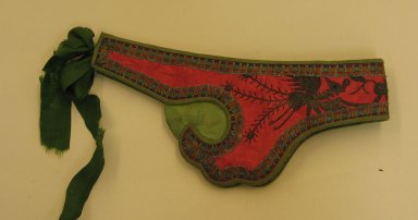  <em>Headband</em>. Embroidered silk, cotton, metal threads, 3 3/4 x 17 5/16 in. (9.5 x 44 cm). Brooklyn Museum, Brooklyn Museum Collection, 34.1068. Creative Commons-BY (Photo: Brooklyn Museum, CUR.34.1068_view1.jpg)