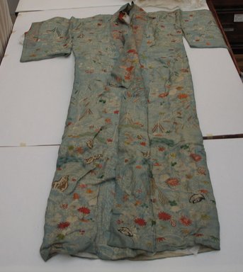  <em>Woman's Long Robe or Kimono</em>, late 18th-early 19th century. Silk gauze with silk and metal thread embroidery, 62 5/8 x 47 1/4 in. (159 x 120 cm). Brooklyn Museum, Brooklyn Museum Collection, 34.1259. Creative Commons-BY (Photo: Brooklyn Museum, CUR.34.1259.jpg)