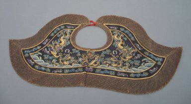  <em>Collar</em>, 19th century. Cloth cotton, 6 5/16 x 27 15/16 in. (16 x 71 cm). Brooklyn Museum, Brooklyn Museum Collection, 34.1389. Creative Commons-BY (Photo: Brooklyn Museum, CUR.34.1389_front.jpg)