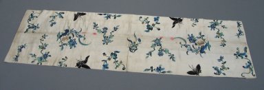  <em>Sleeve Band</em>, 19th century. Embroidered satin silk, 9 7/16 x 32 5/16 in. (24 x 82 cm). Brooklyn Museum, Brooklyn Museum Collection, 34.1448. Creative Commons-BY (Photo: Brooklyn Museum, CUR.34.1448.jpg)