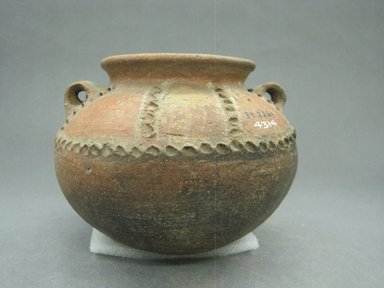  <em>Jar</em>, 800-1500. Ceramic, 4 11/16 x 6 x 6 in. (11.9 x 15.2 x 15.2 cm). Brooklyn Museum, Alfred W. Jenkins Fund, 34.2264. Creative Commons-BY (Photo: Brooklyn Museum, CUR.34.2264_view1.jpg)