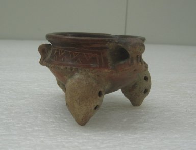  <em>Tripod Bowl</em>, 300-800. Ceramic, 2 3/8 x 3 15/16 x 3 15/16 in. (6 x 10 x 10 cm). Brooklyn Museum, Alfred W. Jenkins Fund, 34.2364. Creative Commons-BY (Photo: Brooklyn Museum, CUR.34.2364_view1.jpg)