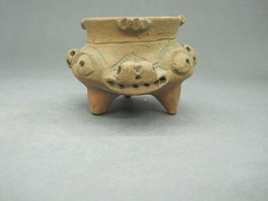  <em>Tripod Effigy Jar</em>, 800-1000. Ceramic, 2 3/4 x 3 15/16 x 3 5/16 in. (7 x 10 x 8.4 cm). Brooklyn Museum, Alfred W. Jenkins Fund, 34.2678. Creative Commons-BY (Photo: Brooklyn Museum, CUR.34.2678_view1.jpg)