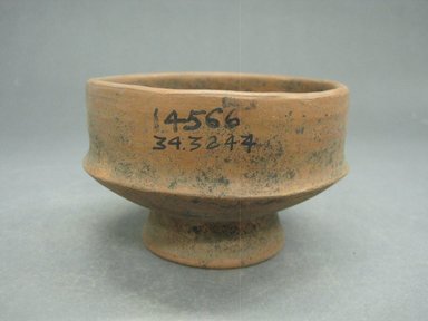  <em>Bowl with Pedestal Base</em>, 300-800. Ceramic, 2 5/8 x 4 1/8 x 4 1/8 in. (6.7 x 10.5 x 10.5 cm). Brooklyn Museum, Alfred W. Jenkins Fund, 34.3244. Creative Commons-BY (Photo: Brooklyn Museum, CUR.34.3244_view1.jpg)