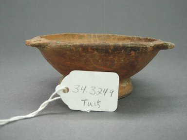  <em>Footed Bowl</em>, 800-1500. Ceramic, pigment, 1 3/4 x 4 1/4 x 3 15/16 in. (4.4 x 10.8 x 10 cm). Brooklyn Museum, Alfred W. Jenkins Fund, 34.3249. Creative Commons-BY (Photo: Brooklyn Museum, CUR.34.3249_view1.jpg)