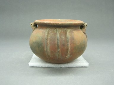  <em>Bowl</em>, 300-800. Ceramic, pigment, 3 1/4 x 4 3/4 x 4 3/4 in. (8.3 x 12.1 x 12.1 cm). Brooklyn Museum, Alfred W. Jenkins Fund, 34.3754. Creative Commons-BY (Photo: Brooklyn Museum, CUR.34.3754_view1.jpg)
