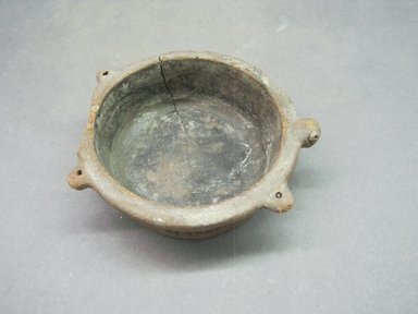  <em>Bowl</em>. Ceramic, 1 5/16 x 3 7/8 x 4 1/8 in. (3.3 x 9.8 x 10.5 cm). Brooklyn Museum, Alfred W. Jenkins Fund, 34.4085. Creative Commons-BY (Photo: Brooklyn Museum, CUR.34.4085_view3.jpg)