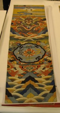  <em>Hanging</em>, 19th century. Silk tapestry (Kossu), 19 5/16 x 59 13/16 in. (49 x 152 cm). Brooklyn Museum, Brooklyn Museum Collection, 34.78. Creative Commons-BY (Photo: Brooklyn Museum, CUR.34.78_overall.jpg)