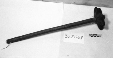 <em>Spindle or Whorl Club</em>. Wood, 5 7/8 × 26 in. (15 × 66 cm). Brooklyn Museum, Gift of Appleton Sturgis, 35.2067. Creative Commons-BY (Photo: Brooklyn Museum, CUR.35.2067_cropped_bw.jpg)