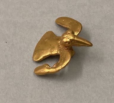  <em>Gold Pendant Ornament in the Form of a Pelican</em>. Gold, 1 1/16 x 1 1/4in. (2.7 x 3.1cm). Brooklyn Museum, Alfred W. Jenkins Fund, 35.308. Creative Commons-BY (Photo: Brooklyn Museum, CUR.35.308_overall.jpg)