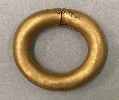  <em>Nose Ring</em>. Gold, 2 × 2 1/4 × 7/16 in. (5.1 × 5.7 × 1.1 cm). Brooklyn Museum, Alfred W. Jenkins Fund, 35.324. Creative Commons-BY (Photo: Brooklyn Museum, CUR.35.324.JPG)