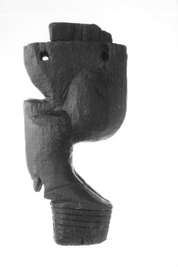  <em>Furniture Leg, Probably from a Bed</em>, ca. 3000-2675 B.C.E. Wood, 5 11/16 in. (14.5 cm). Brooklyn Museum, Charles Edwin Wilbour Fund, 36.290.4. Creative Commons-BY (Photo: Brooklyn Museum, CUR.36.290.4_NegA_bw.jpg)