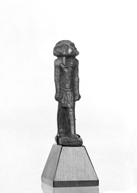  <em>Khnum Amulet</em>, 664-343 B.C.E. Steatite, glaze Brooklyn Museum, Charles Edwin Wilbour Fund, 37.1101E. Creative Commons-BY (Photo: , CUR.37.1101E_NegID_37.995E_GRPB_cropped_bw.jpg)