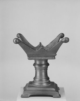  <em>Altar</em>, 305 B.C.E.-395 C.E. Bronze, 5 11/16 x 3 1/8 x 3 1/8 in. (14.5 x 8 x 8 cm). Brooklyn Museum, Charles Edwin Wilbour Fund, 37.1613E. Creative Commons-BY (Photo: Brooklyn Museum, CUR.37.1613E_NegA_print_bw.jpg)