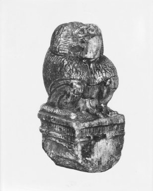  <em>Figure of a Cynocephalus Ape</em>, ca. 1539–1075 B.C.E. Steatite, 4 x 2 1/16 x 2 1/16 in. (10.2 x 5.2 x 5.3 cm). Brooklyn Museum, Charles Edwin Wilbour Fund, 37.325E. Creative Commons-BY (Photo: Brooklyn Museum, CUR.37.325E_37.324E_GRPA_print_cropped_bw.jpg)