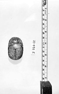  <em>Heart Scarab</em>, ca. 1539–1292 B.C.E., or much later. Serecite?, 7/8 × 1 5/16 × 1 15/16 in. (2.2 × 3.3 × 4.9 cm). Brooklyn Museum, Charles Edwin Wilbour Fund, 37.490E. Creative Commons-BY (Photo: Brooklyn Museum, CUR.37.490E_negA_bw.jpg)